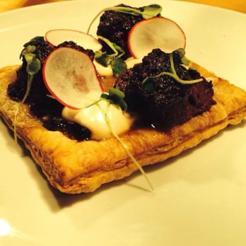 O Chevreuil - a plate of food on a table - Canadian (New) Near Me - Sherbrooke, Quebec