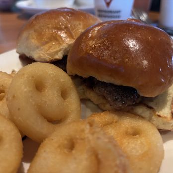 BJ's Restaurant & Brewhouse - Kids cheese sliders - New American Near Me - Teterboro, New Jersey BJ's Restaurant & Brewhouse - Kids cheese sliders - New American Near Me - Teterboro, New Jersey