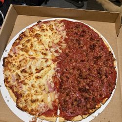 College Pizza