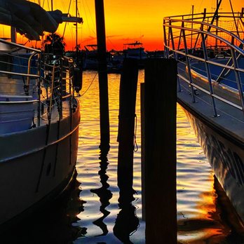 OSO at Bear Point Harbor - Orange Beach - Tiki bar view - Seafood Near Me - Orange Beach, Alabama