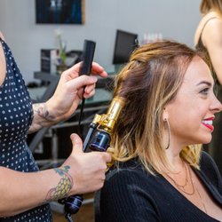 Salon X