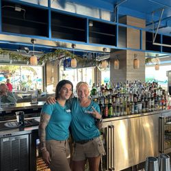 Lah De Dah Beach Bar & Grill - Jayme our bartender absolutely amazing