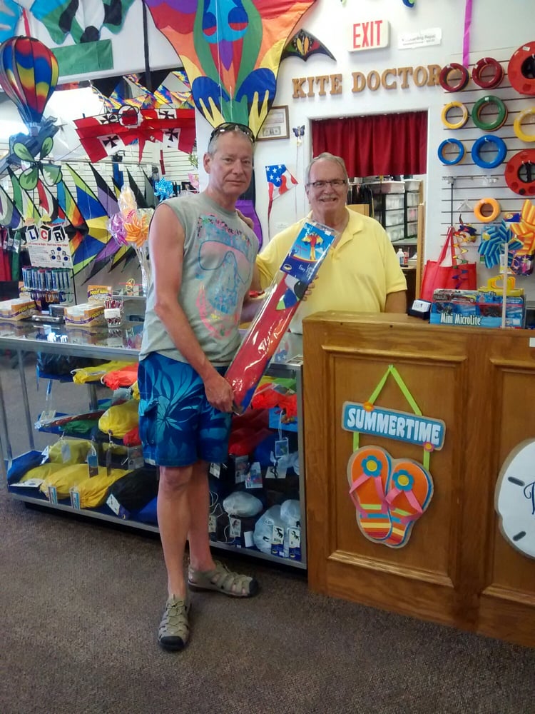 B & S KITES Updated September 2024 17 Reviews 2812 Padre Blvd