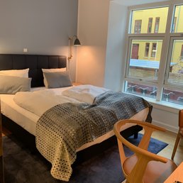 Queen-bed room