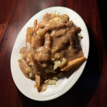 Elephant & Castle - Traditional Poutine - British Near Me - Washington, DC, District of Columbia