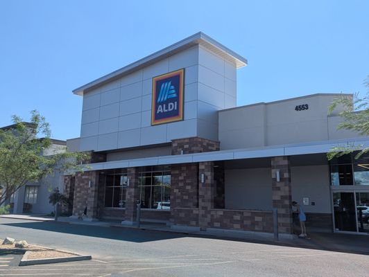 店舗用品 Quick Road ALDI, 4555 E Cactus Rd, Phoenix, AZ 85032, US - MapQuest