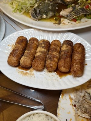 Chengdu Gourmet 2( North Hill) by null