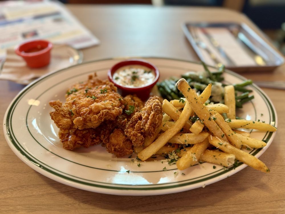 Mother's Comfort Food & Cocktails