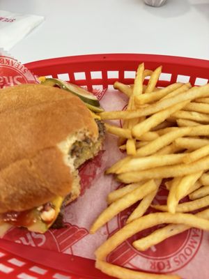 Steak ’n Shake by null