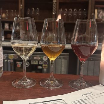 The Punchdown - Wine Bars Near Me - Oakland, California