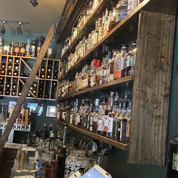 J Gough's Tavern - Fine selection! - Pubs Near Me - Pittsburgh, Pennsylvania J Gough's Tavern - Fine selection! - Pubs Near Me - Pittsburgh, Pennsylvania