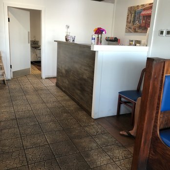 Truly Greek - The counter to pick up your ToGo item - Mediterranean Near Me - Brandon, Florida Truly Greek - The counter to pick up your ToGo item - Mediterranean Near Me - Brandon, Florida