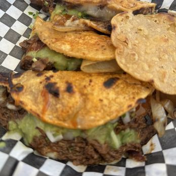 El Paisa By Los Alegres - Quesabirria - Food Trucks Near Me - Redwood City, California El Paisa By Los Alegres - Quesabirria - Food Trucks Near Me - Redwood City, California