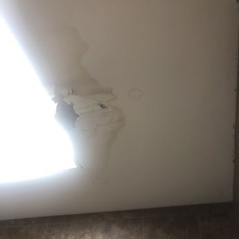 Popeyes Louisiana Kitchen - Hole in ceiling. - Fast Food Near Me - Herndon, Virginia Popeyes Louisiana Kitchen - Hole in ceiling. - Fast Food Near Me - Herndon, Virginia