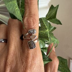Stillwell's Emporium - MOLDAVITE!