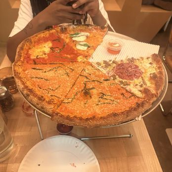 Allday Pizza - Pizza Near Me - Austin, Texas