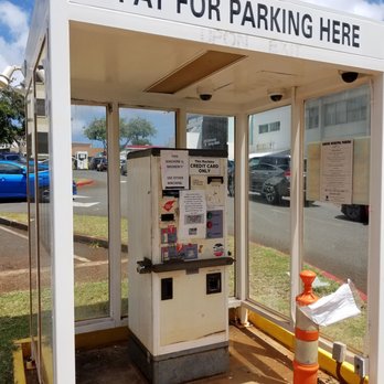 Kaimuki Municipal Parking - The BROKEN pay booth.  (broken for months!) - Parking Near Me - Honolulu, Hawaii