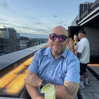 Altitude Sky Lounge - Lounges Near Me - Seattle, Washington