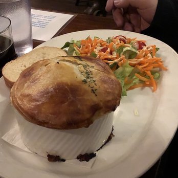 Black Goose Inn - Steak and Kidney pie - British Near Me - Parksville, British Columbia Black Goose Inn - Steak and Kidney pie - British Near Me - Parksville, British Columbia