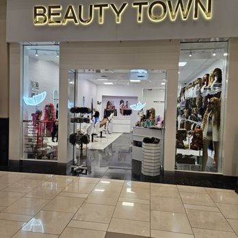 Beauty Town - The front - Hair Extensions Near Me - Los Angeles, California Beauty Town - The front - Hair Extensions Near Me - Los Angeles, California