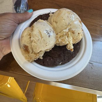 Insomnia Cookies - S'mores cookie with ice cream - Ice Cream & Frozen Yogurt Near Me - Irvine, California Insomnia Cookies - S'mores cookie with ice cream - Ice Cream & Frozen Yogurt Near Me - Irvine, California