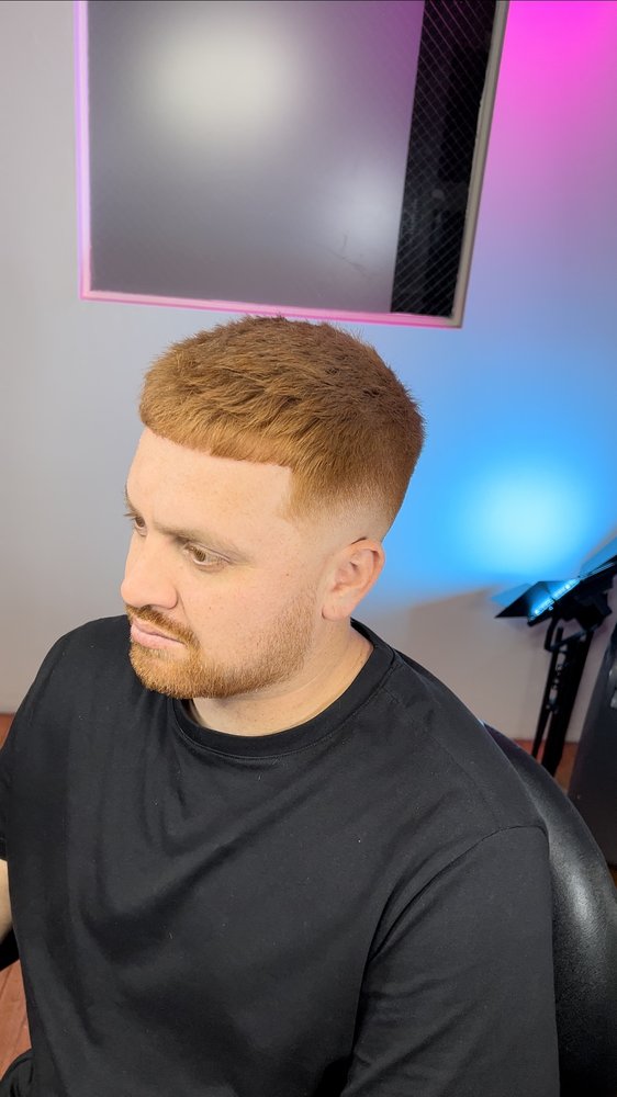 Daygos Barber Logo
