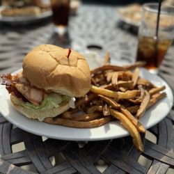 Pleasant Bar - Salmon BLT