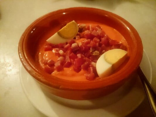 Taberna Salinas by null