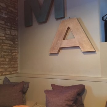 Masons Arms - View in the front dining area - Pubs Near Me - Cirencester, GLS