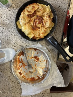 Primo's Pizzeria by null