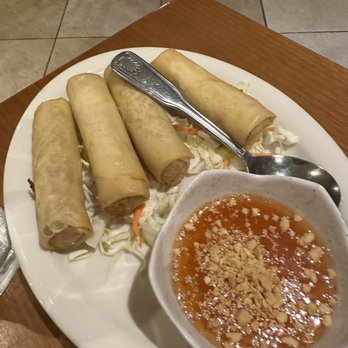Rose Garden - Spring Rolls were good. A bit on the blander side, but I enjoyed it. - Thai Near Me - Vacaville, California