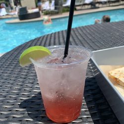 Mankota's Grill - Peach passion cocktail