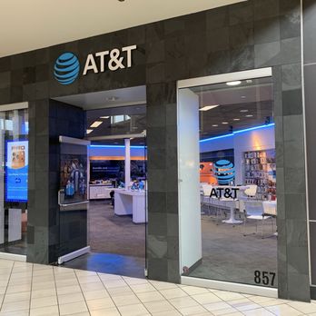 AT&T Store - Front of the store on Thursday 11 December 2025. - Mobile Phones Near Me - Lynnwood, Washington AT&T Store - Front of the store on Thursday 11 December 2025. - Mobile Phones Near Me - Lynnwood, Washington