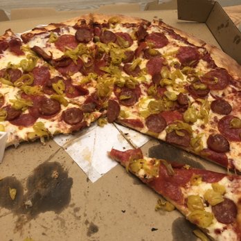 Serrano's Pizza - Extra large Pepperoni, w/ Linguica and Peppercini's - Pizza Near Me - San Francisco, California Serrano's Pizza - Extra large Pepperoni, w/ Linguica and Peppercini's - Pizza Near Me - San Francisco, California