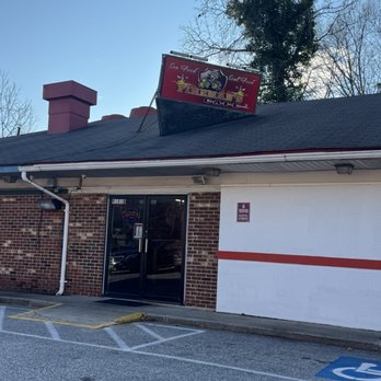 Fireman's Cafe - Outside - Food Trucks Near Me - Clinton, Maryland
