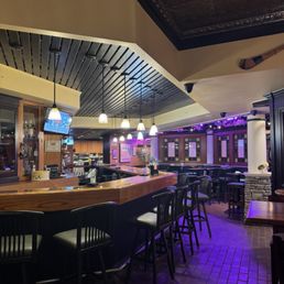 Bar Bar