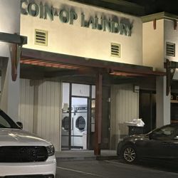 Belmont Plaza Launderland