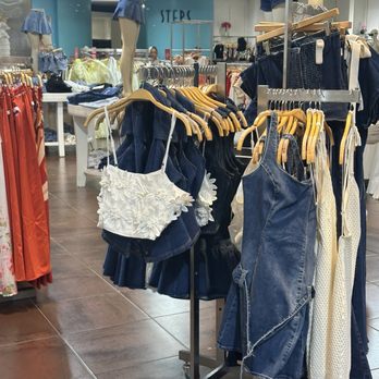 Steps New York - Women's Clothing Near Me - Sunrise, Florida