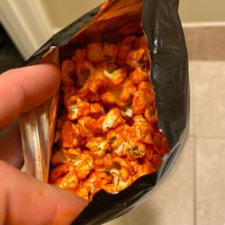 Shirley's Gourmet Popcorn - Popcorn