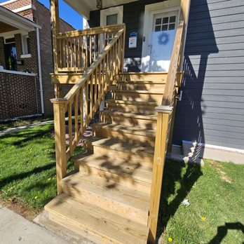 Polizzi Painting and Remodeling - Front deck - Painters Near Me Polizzi Painting and Remodeling - Front deck - Painters Near Me