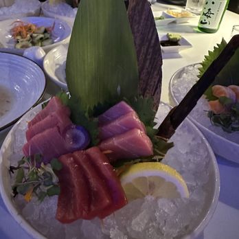 Glass Box - Blufin flight - Seafood Near Me - San Diego, California