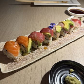 Doanburi - Beyond the Rainbow roll - Japanese Near Me - Las Vegas, Nevada