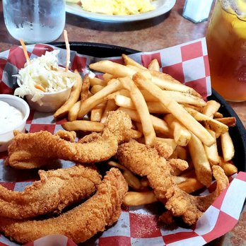 Huckleberry's Breakfast and Lunch - Breakfast & Brunch Near Me - Stockton, California