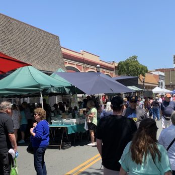Martinez Farmers' Market - Farmers Market Near Me - Martinez, California