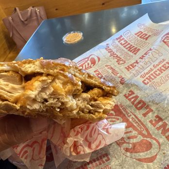 Raising Cane's Chicken Fingers - The Sandwich Combo - Chicken Shop Near Me - Roseville, California Raising Cane's Chicken Fingers - The Sandwich Combo - Chicken Shop Near Me - Roseville, California