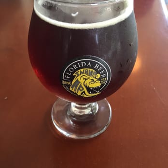 Crafty Beer Guys - Red ale - Wine Bars Near Me - Huntersville, North Carolina Crafty Beer Guys - Red ale - Wine Bars Near Me - Huntersville, North Carolina