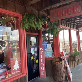 Big Wheel General Store - Storefront - Convenience Stores Near Me - Bandon, Oregon