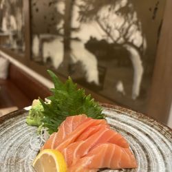 Sakura Sushi & Teppanyaki
