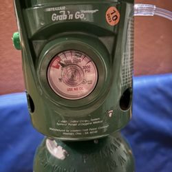 Windsor Care Center of Sacramento - Oxygen tank that she was in with NO oxygen was like this for an hr