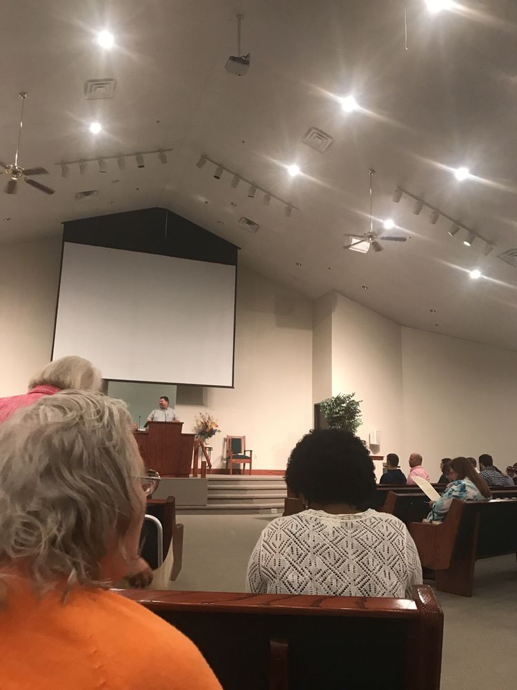 CHURCH OF CHRIST 1316 Fairgrounds Rd, Jefferson City, Missouri